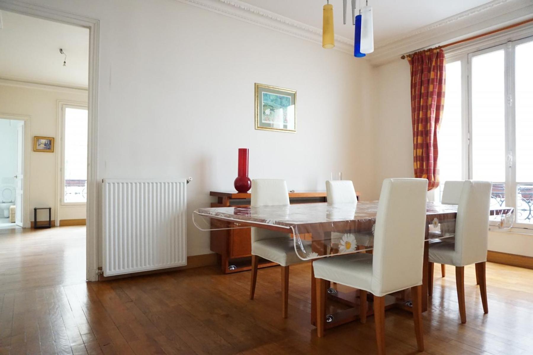 Appartement Avenue D'iena - 16 *